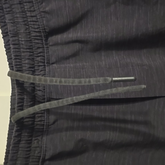 Lululemon Pace Breaker Short Mens Large Black Linerless Running LM7ABOS Athletic - Picture 2 of 9